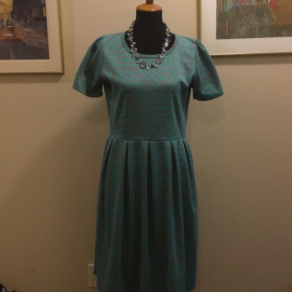 Lularoe Amelia